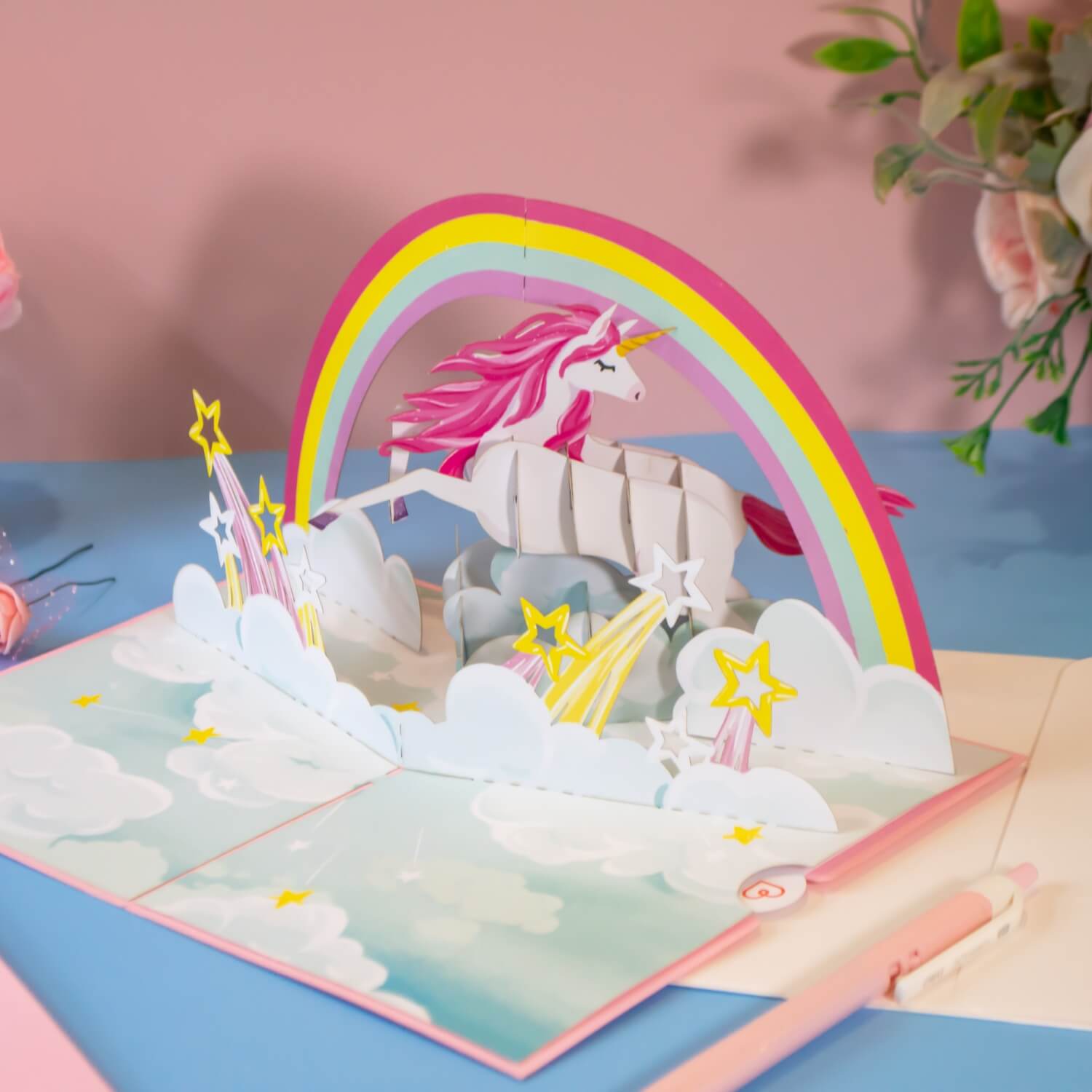 Carte pop-up Licorne avec arc-en-ciel